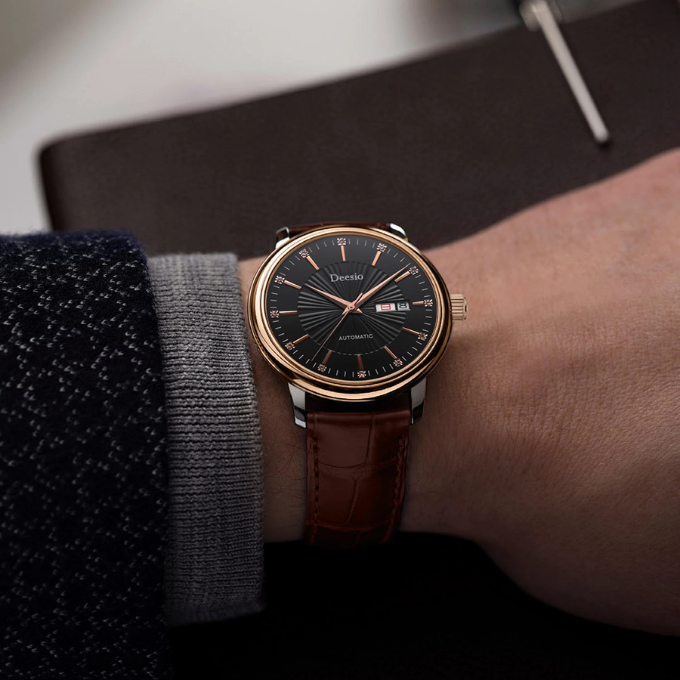 The Deesio Leather Watch